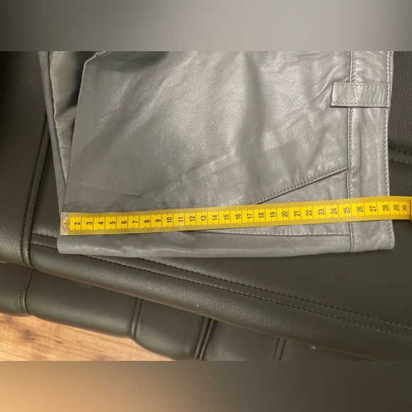 Marciano silver leather shorts - Picture 3 of 4